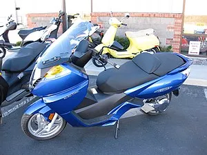 Vectrix maxi scooter