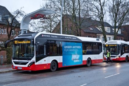 Volvo’s first Electric Hybrid Bus Route in service: Hamburg, Germany
