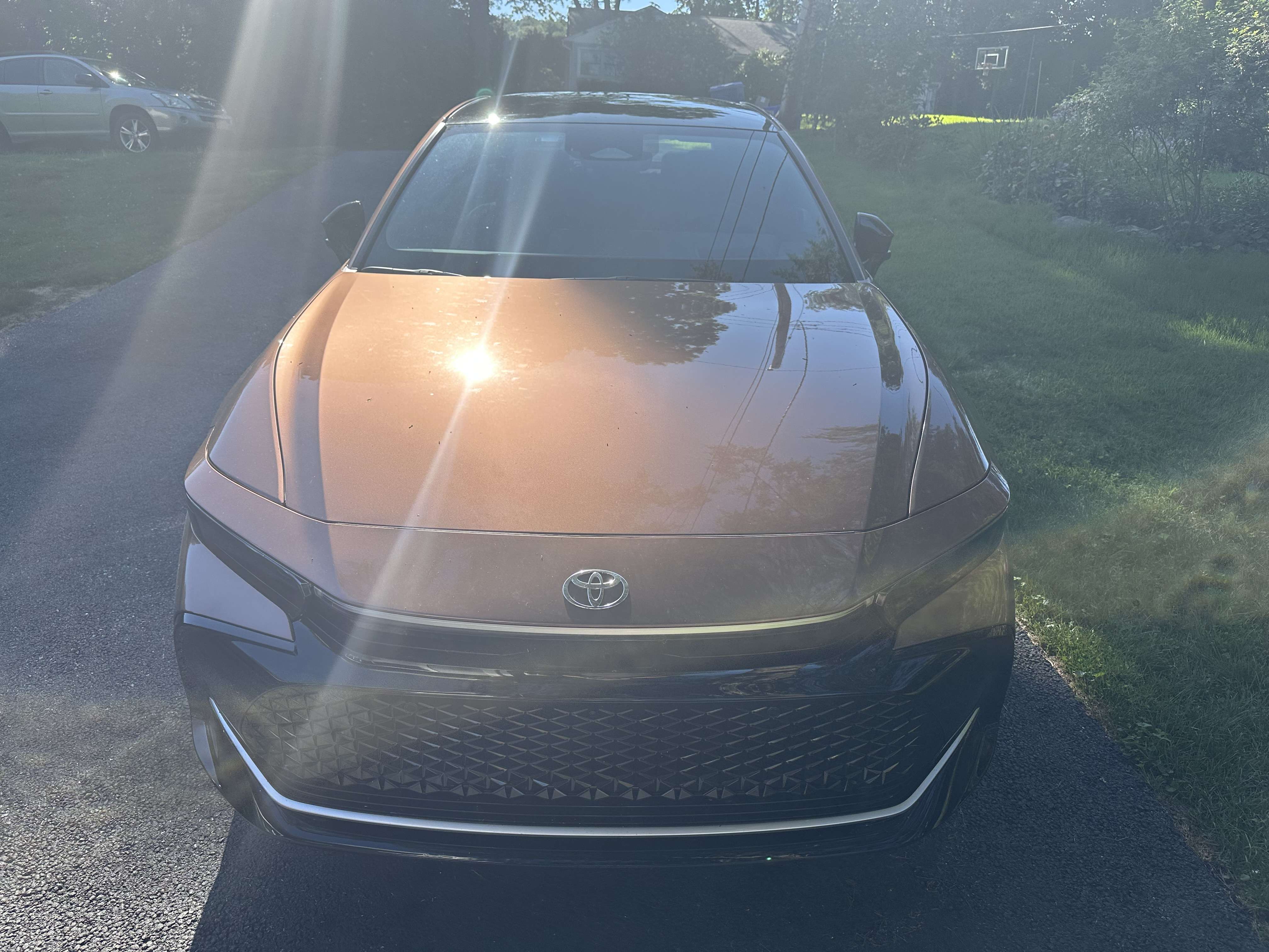 Toyota Crown Platinum Hybrid 2026: Test Drive Review